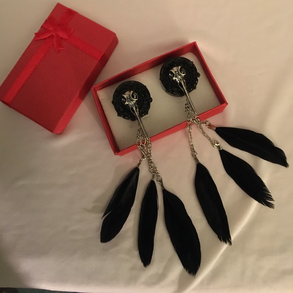 BodyArtForms - Dangling Feather Plugs